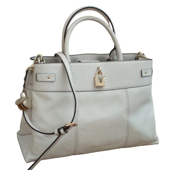 Michael Kors Gramercy (100% Leather) White/Cream Large Crossbody Bag. - Picture 3 of 13